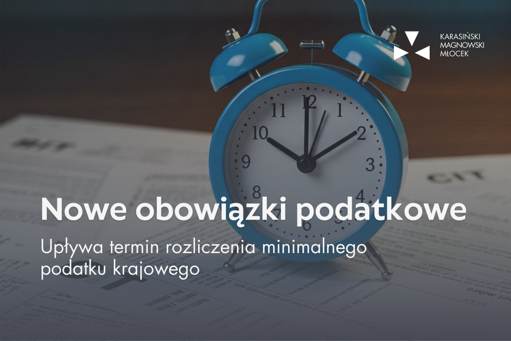 Zdjęcie zegara, symbolizującego upływ terminu, na dokumentach podatkowych,